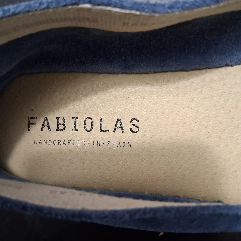 Fabíolas Blue Suede Espadrilles/Slip On's Size 7.5 (38)
